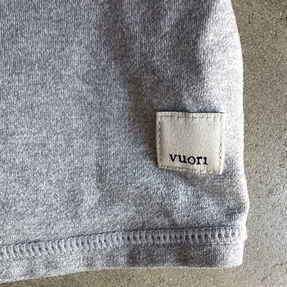 Vuori Halo Crop Top Short Sleeve - Picture 3 of 5